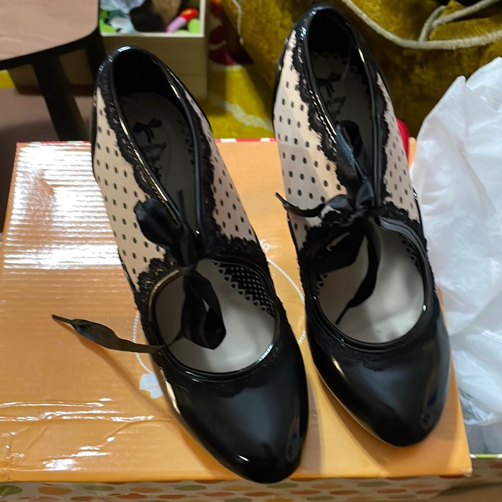 Dancing Days heels